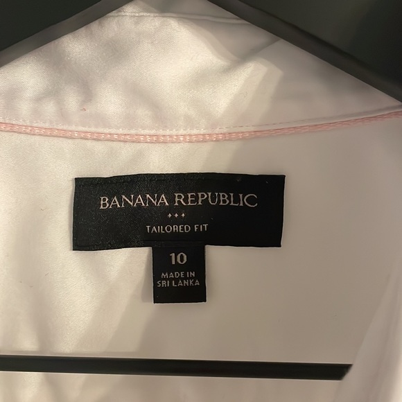 Banana Republic white button down shirt, size 10 - Picture 2 of 3